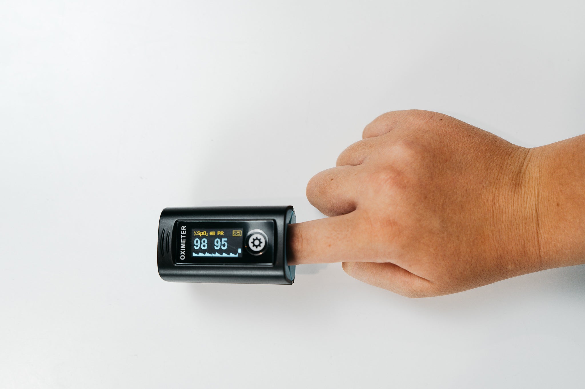 Understanding Pulse Oximeters A Vital Health Monitoring Device AGI