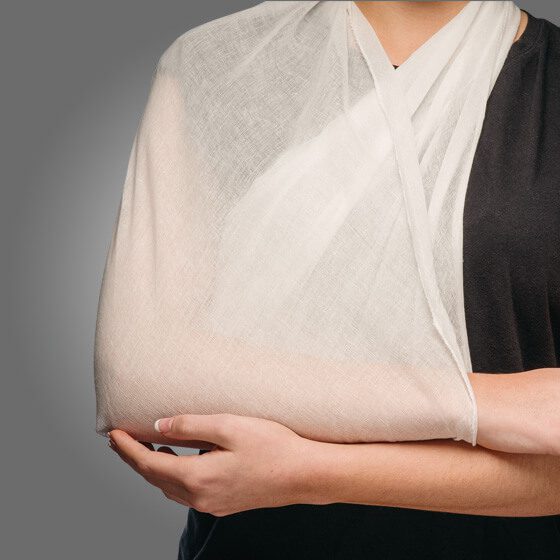 AEROBAND Non-Woven Triangular Bandage 110 x 110 x 155cm Bag of 10