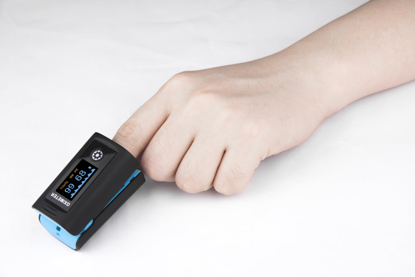 Fingertip Pulse Oximeter