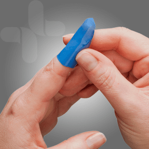 AEROPLAST Premium Detectable Fingertip Dressing 7.5 x 4.5cm - 6 x Boxes of 25